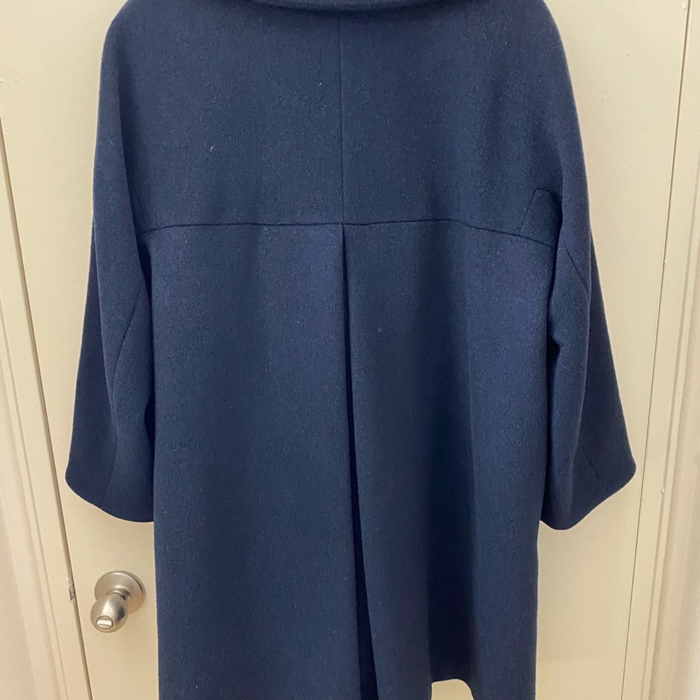 Wool coat - Picture 2 of 3